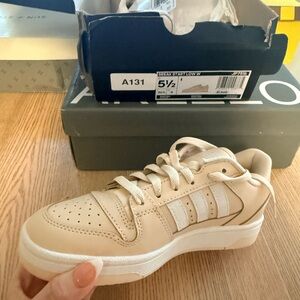 Adidas Break Start Low Lace Up Sneakers 5.5W